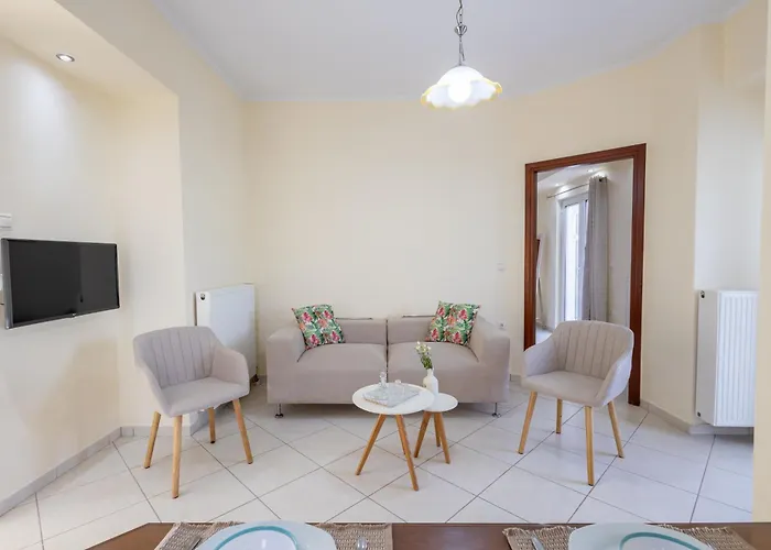 With Heated Rooftop Pool *