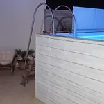 With Heated Rooftop Pool Апартаменти Ханья (Крит)